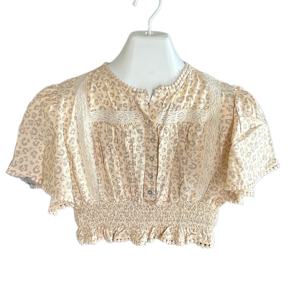 Jaase flutter sleeve cropped top